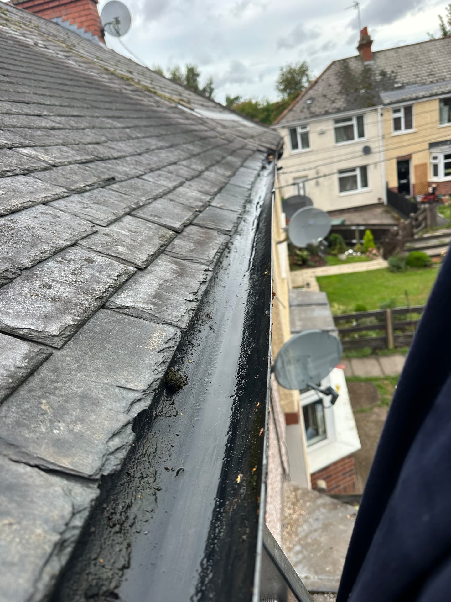 After: Gutter clear, terraced house